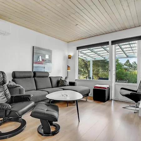 3 Bedroom Beautiful In Vakantiehuis *